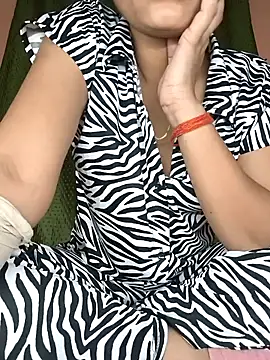 Hott Archana online show from 11-20-25, 11:59