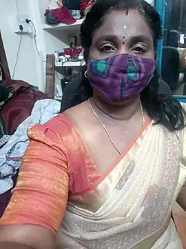 Snapshot of Tamil_Kavitha10 chatting on 01-18-26, 06:34 Tamil Kavitha10 online show from 01-18-26, 06:34