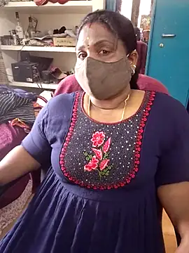 Snapshot of Tamil_Kavitha10 chatting on 02-07-26, 08:07 Tamil Kavitha10 online show from 02-07-26, 08:07