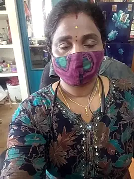 Snapshot of Tamil_Kavitha10 chatting on 03-05-26, 07:37 Tamil Kavitha10 online show from 03-05-26, 07:37