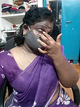 Snapshot of Tamil_Kavitha10 chatting on 04-29-26, 07:20 Tamil Kavitha10 online show from 04-29-26, 07:20