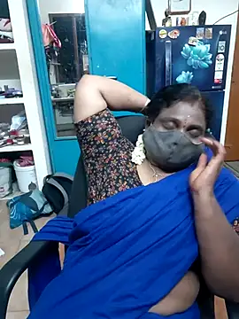 Snapshot of Tamil_Kavitha10 chatting on 04-30-26, 09:08 Tamil Kavitha10 online show from 04-30-26, 09:08