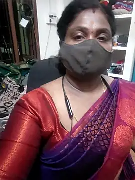 Snapshot of Tamil_Kavitha10 chatting on 06-12-26, 08:19 Tamil Kavitha10 online show from 06-12-26, 08:19