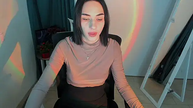 Snapshot of Bella_Night4 chatting on 01-08-26, 08:05 Bella Night4 online show from 01-08-26, 08:05