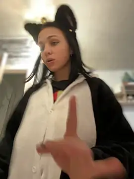 Snapshot of VendiMur chatting on 09-30-25, 02:05 VendiMur online show from 09-30-25, 02:05