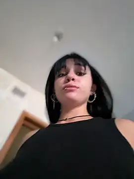 Snapshot of VendiMur chatting on 05-06-26, 01:14 VendiMur online show from 05-06-26, 01:14