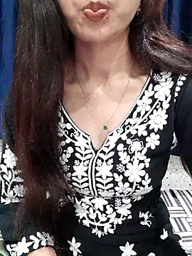 Snapshot of siya_rani67 chatting on 02-11-26, 01:27 siya rani67 online show from 02-11-26, 01:27