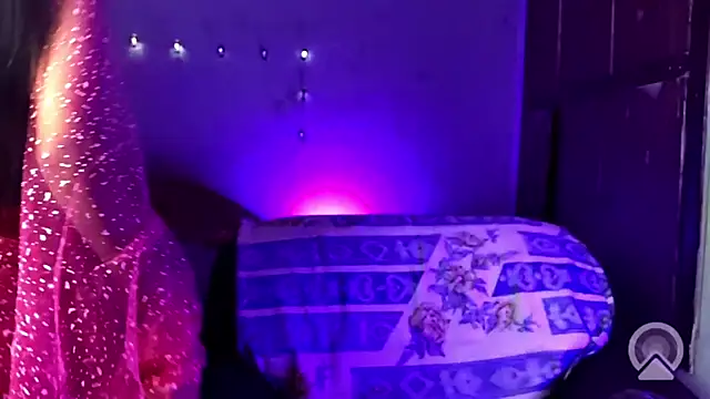 royeoy22 online show from 10-11-25, 11:53