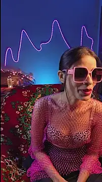 royeoy22 online show from 02-11-26, 11:26