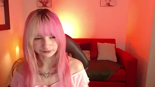  Charlotte Collins  online show from 06-10-26, 03:00