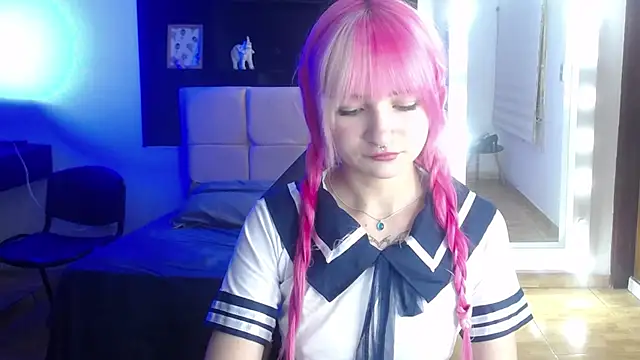  Charlotte Collins  online show from 07-28-26, 04:39