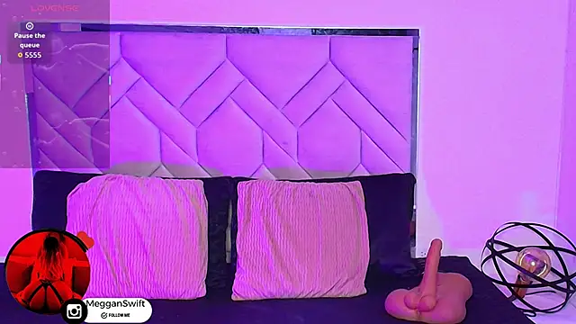 megganswift  online show from 04-14-26, 06:30