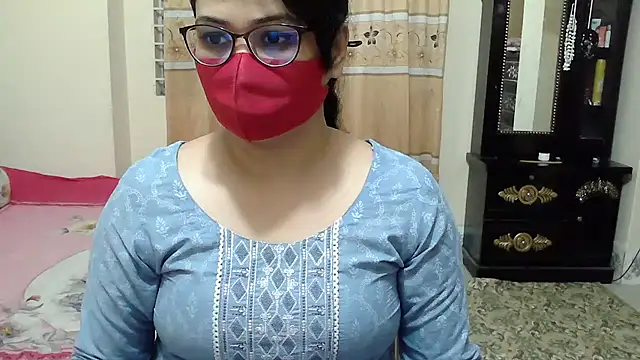 Elena cruz5 online show from 12-15-25, 01:48