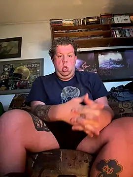 Stephanie1984 online show from 10-05-25, 06:17