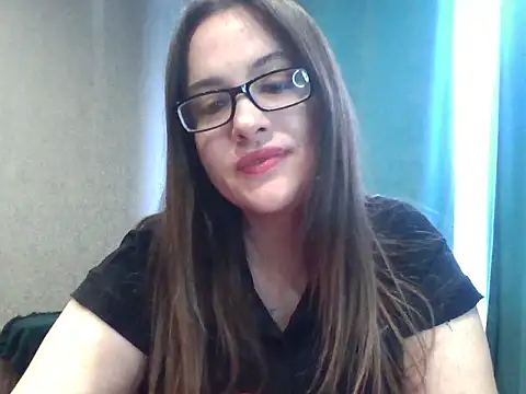 Snapshot of karina160000 chatting on 12-14-25, 06:08 karina160000 online show from 12-14-25, 06:08