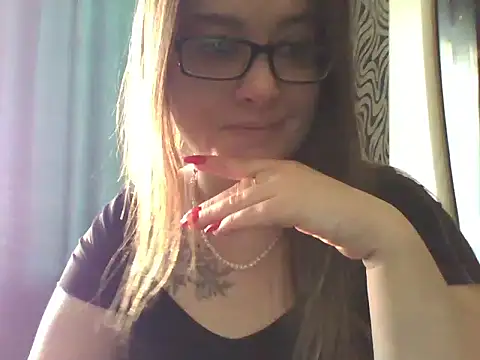 Snapshot of karina160000 chatting on 12-21-25, 06:09 karina160000 online show from 12-21-25, 06:09