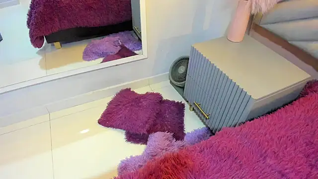 Mia Valentine  online show from 03-04-26, 08:04