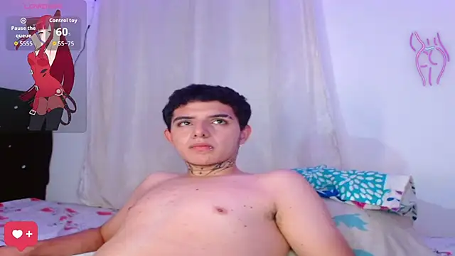 Snapshot of NoahAyala chatting on 01-11-26, 11:43 NoahAyala online show from 01-11-26, 11:43