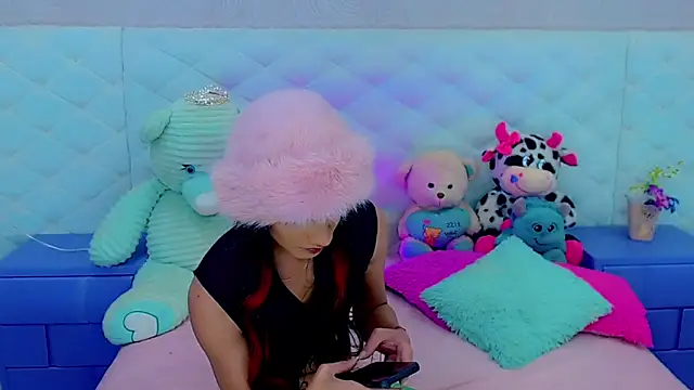 hanna sweett34 online show from 10-29-25, 10:33