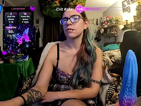 Snapshot of R4inbowK1tty chatting on 02-12-26, 03:56 R4inbowK1tty online show from 02-12-26, 03:56