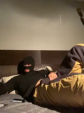 Snapshot of SinisterMads chatting on 10-21-25, 02:23 SinisterMads online show from 10-21-25, 02:23