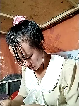 Snapshot of liu-liusexy chatting on 09-20-25, 01:45 liu-liusexy online show from 09-20-25, 01:45