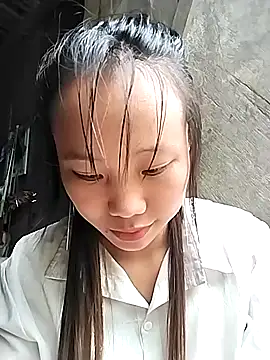Snapshot of liu-liusexy chatting on 09-27-25, 04:06 liu-liusexy online show from 09-27-25, 04:06
