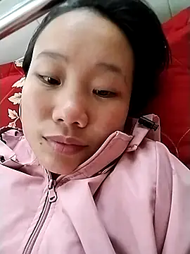 Snapshot of liu-liusexy chatting on 10-08-25, 03:59 liu-liusexy online show from 10-08-25, 03:59