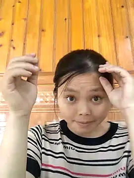 omiu-baby online show from 10-31-25, 05:08