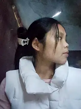 omiu-baby online show from 11-28-25, 01:41