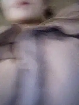 omiu-baby online show from 12-17-25, 01:44