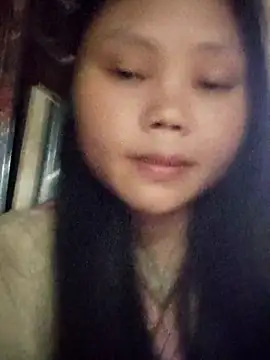 Snapshot of omiu-baby chatting on 04-23-26, 05:19 omiu-baby online show from 04-23-26, 05:19