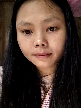 Snapshot of omiu-baby chatting on 04-27-26, 02:20 omiu-baby online show from 04-27-26, 02:20