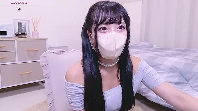 YURi luv online show from 09-15-25, 11:43