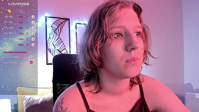 Hailey Foxy online show from 11-02-25, 09:00