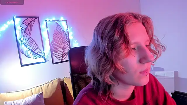 Hailey Foxy online show from 11-04-25, 08:57