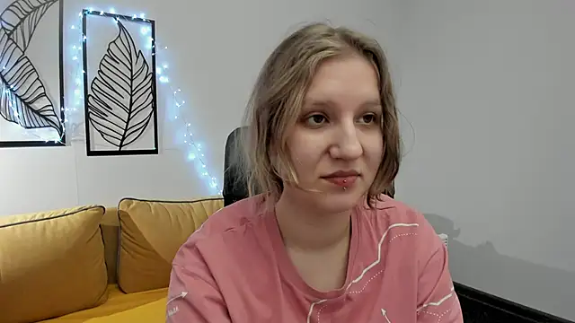 Hailey Foxy online show from 02-25-26, 12:15