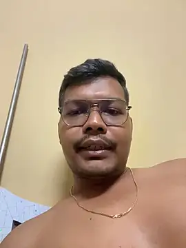 Snapshot of kunwarahuji chatting on 09-08-25, 06:29 kunwarahuji online show from 09-08-25, 06:29