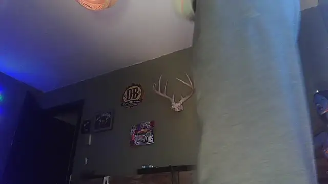 hungspundick1 online show from 12-21-25, 01:18