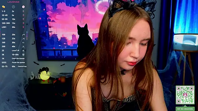 Snapshot of ElfredaTupy chatting on 11-08-25, 07:45 ElfredaTupy online show from 11-08-25, 07:45