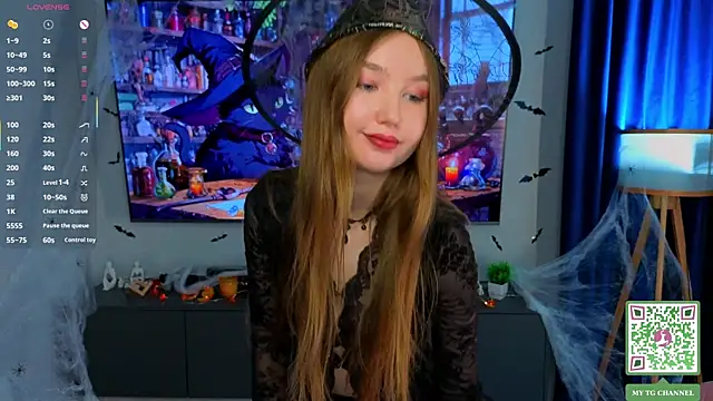 Snapshot of ElfredaTupy chatting on 11-10-25, 07:13 ElfredaTupy online show from 11-10-25, 07:13