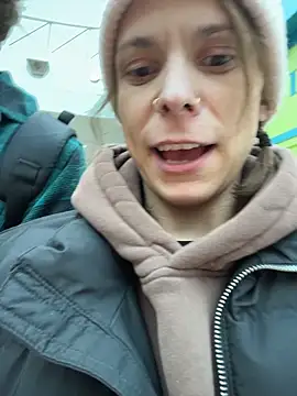 d3luluxx online show from 12-16-25, 08:14