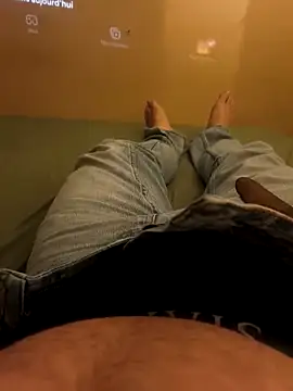 Snapshot of Normalludo0202 chatting on 02-05-26, 03:16 Normalludo0202 online show from 02-05-26, 03:16