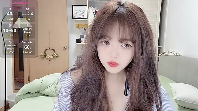 Snapshot of DDDDDoremi chatting on 10-04-25, 03:04 DDDDDoremi online show from 10-04-25, 03:04