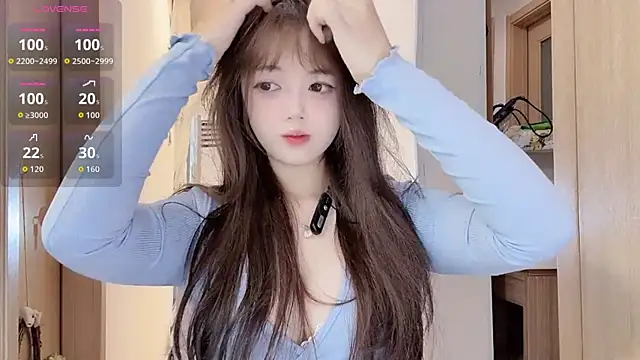 Snapshot of DDDDDoremi chatting on 10-23-25, 02:33 DDDDDoremi online show from 10-23-25, 02:33