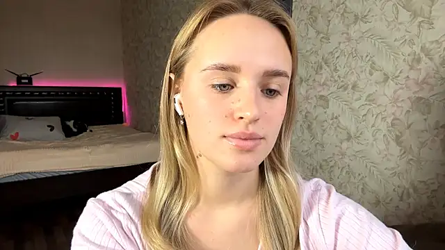 ElisabetLorney online show from 11-29-25, 08:06