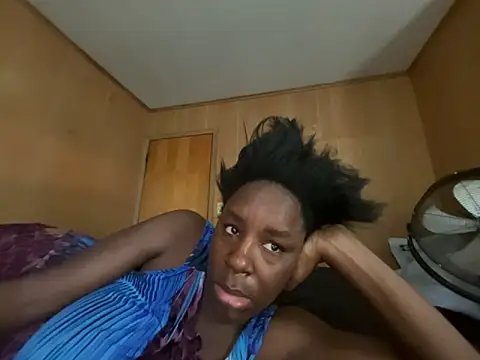 saltlightEmber online show from 11-03-25, 06:20