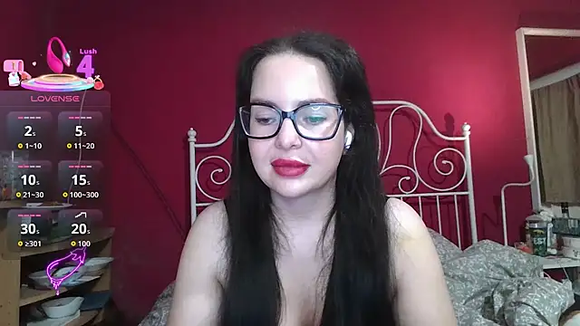 jistagirl online show from 10-28-25, 10:45