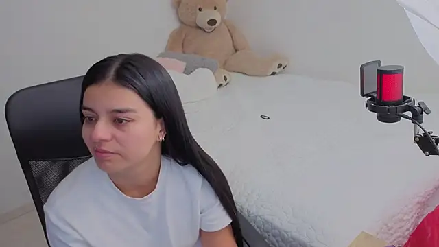 valerihouse online show from 02-07-26, 01:09