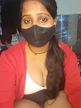 Minu love online show from 02-28-26, 06:36